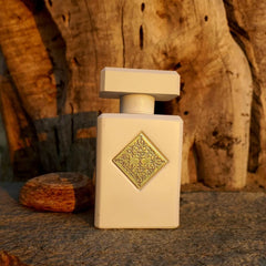 Arabic Oud Vanilla Perfume – One Scent That Lasts All Day and Gets You Noticed